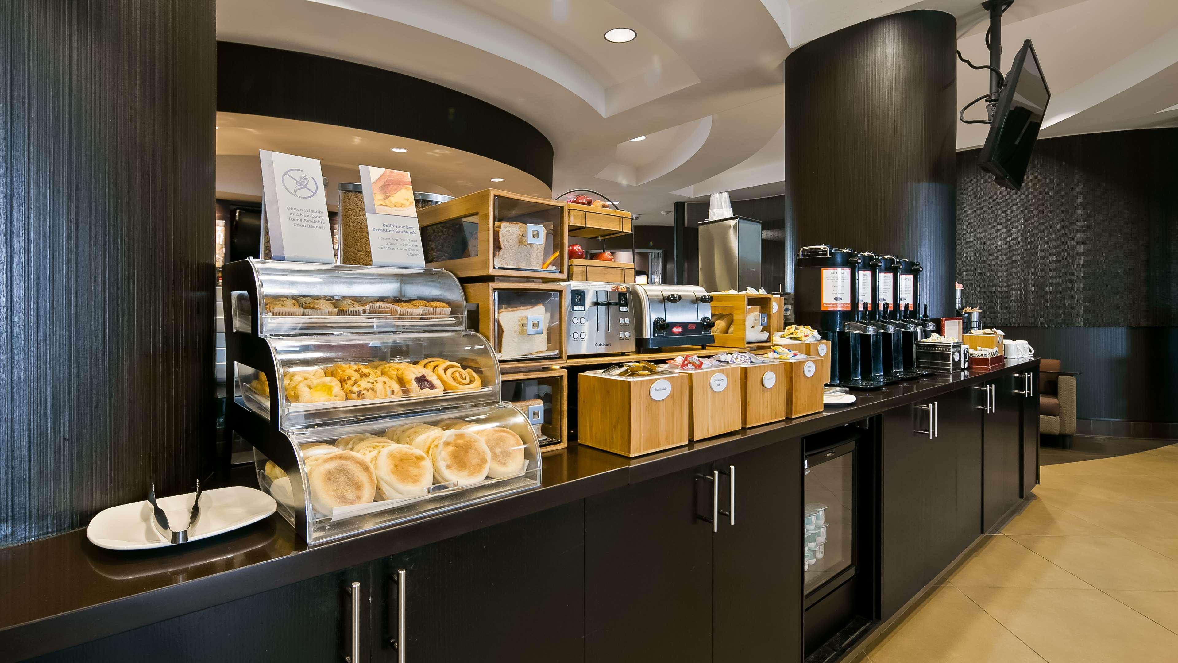 Western Premier Freeport Airport 4*