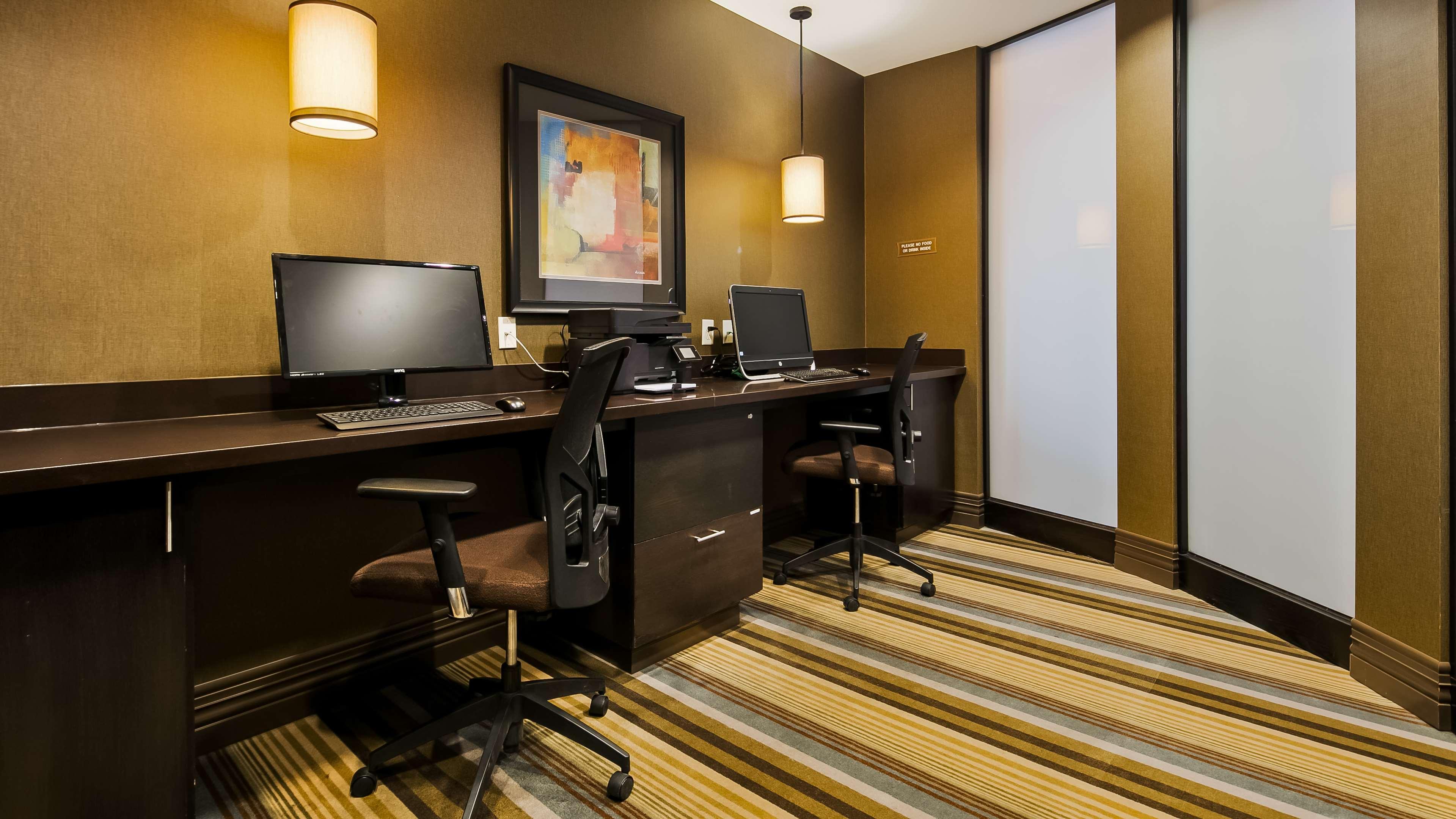 Hotel Western Premier Freeport Airport Calgary